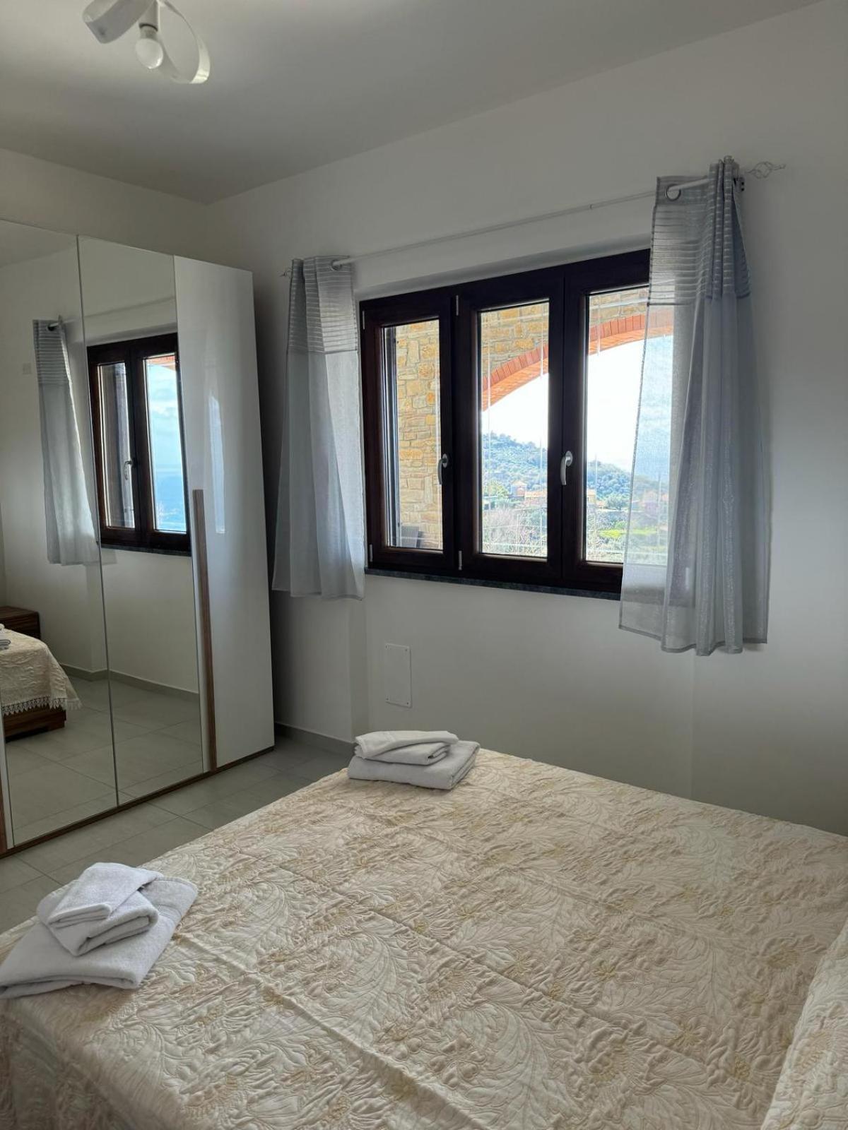 Casa Iris Otel Castellabate Dış mekan fotoğraf